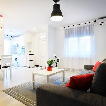 Enjoy Apartman إغير المظهر الخارجي الصورة